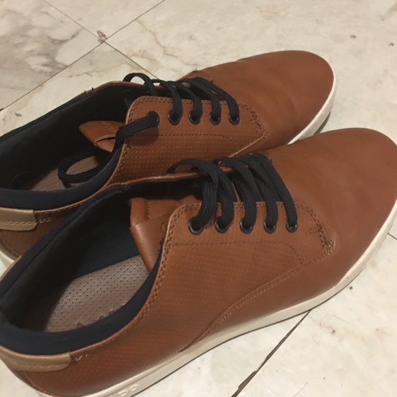 ALDO Shoes Brown Faux Leather Great Condition - Picture 3 of 3